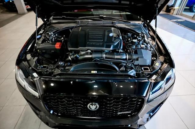2024 Jaguar XF R-Dynamic SE P250 AWD Automatic