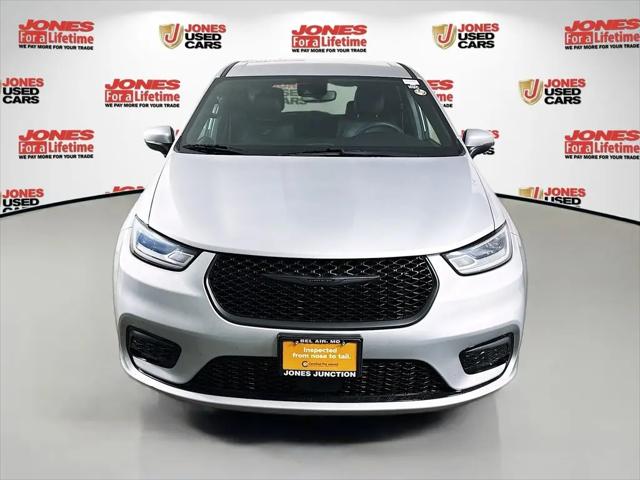 2023 Chrysler Pacifica Hybrid Touring L