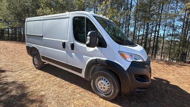 2026 Ram ProMaster Cargo Van Tradesman Low Roof 136" WB w/Pass Seat