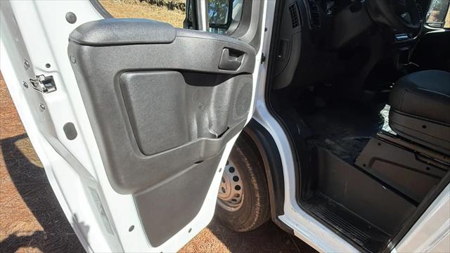 2026 Ram ProMaster Cargo Van Tradesman Low Roof 136" WB w/Pass Seat