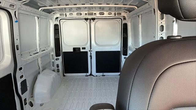 2026 Ram ProMaster Cargo Van Tradesman Low Roof 136" WB w/Pass Seat