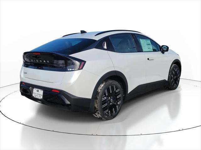 2026 Nissan LEAF PLATINUM+
