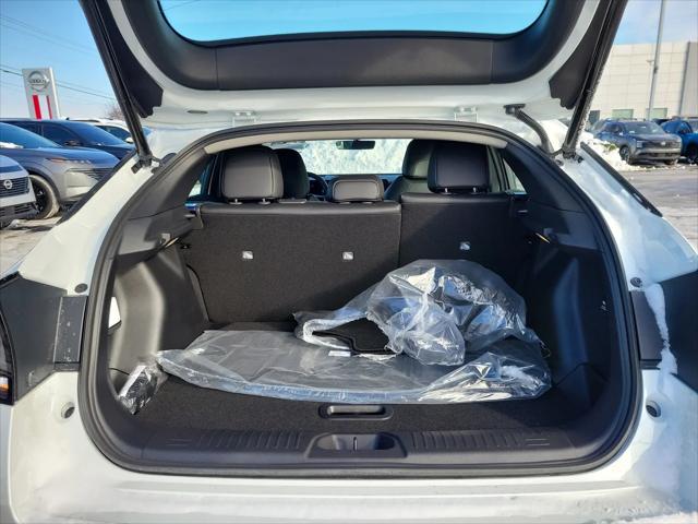 2026 Nissan LEAF PLATINUM+