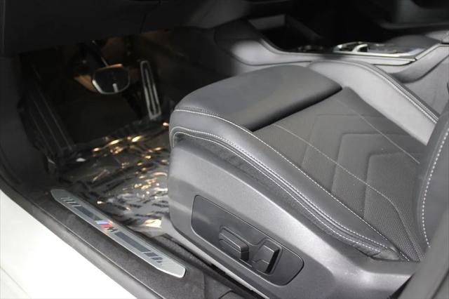 2025 BMW Coupe xDrive