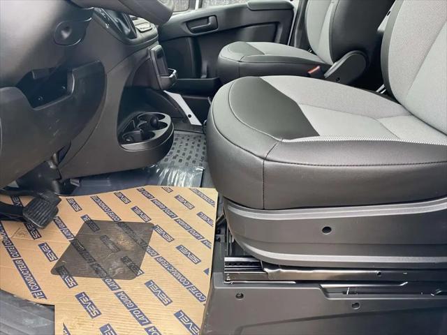 2026 Ram ProMaster Cargo Van Tradesman Low Roof 136" WB w/Pass Seat