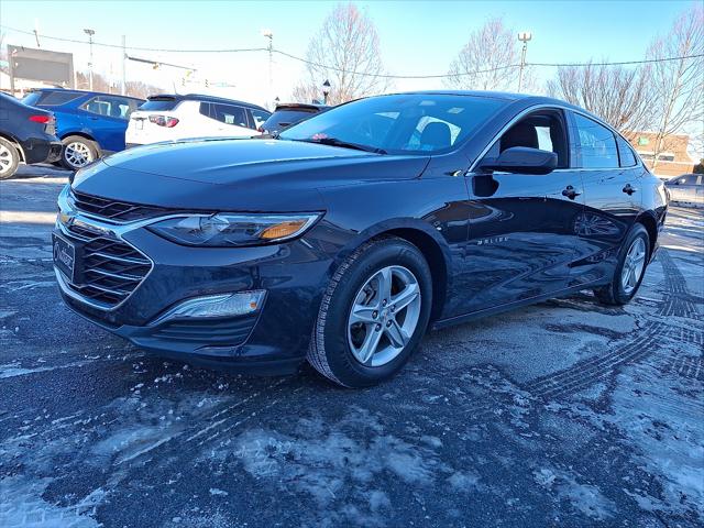 2022 Chevrolet Malibu FWD LS