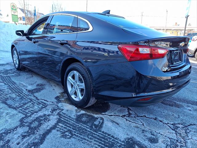 2022 Chevrolet Malibu FWD LS