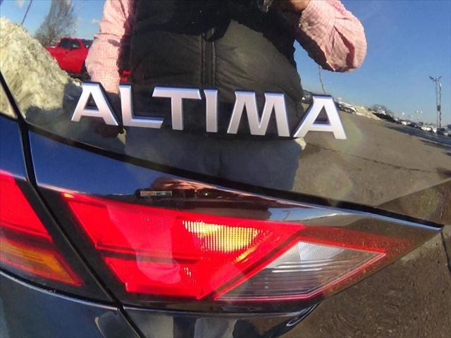 2025 Nissan Altima SV FWD