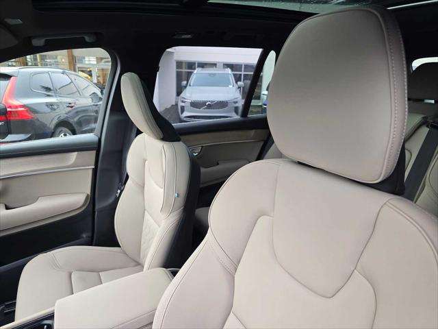 2026 Volvo XC90 Plug-In Hybrid Plus, T8 AWD, Electric/Gasoline, Bright, 7 Seats