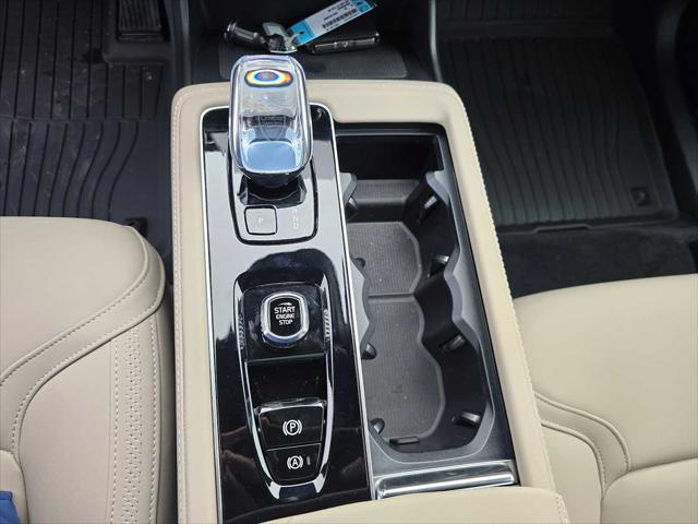 2026 Volvo XC90 Plug-In Hybrid Plus, T8 AWD, Electric/Gasoline, Bright, 7 Seats