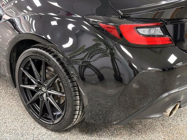 2023 Toyota GR86 Premium [9]