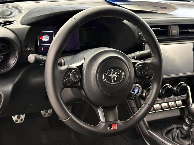 2023 Toyota GR86 Premium [16]