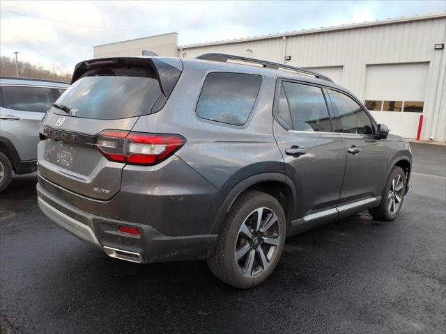 2023 Honda Pilot AWD Elite