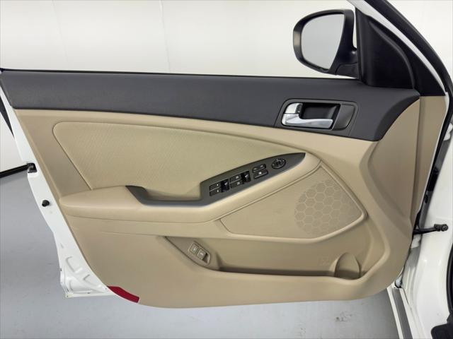2016 Kia Optima Hybrid Unknown