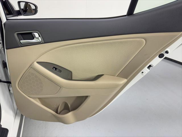 2016 Kia Optima Hybrid Unknown