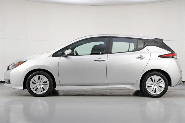 2025 Nissan LEAF S