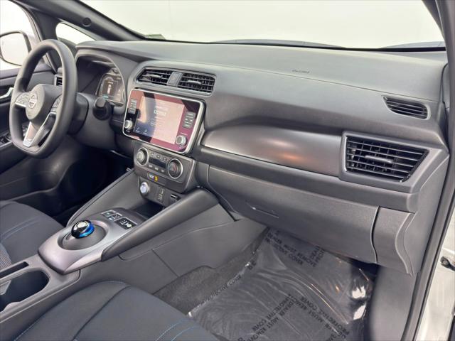 2025 Nissan LEAF S