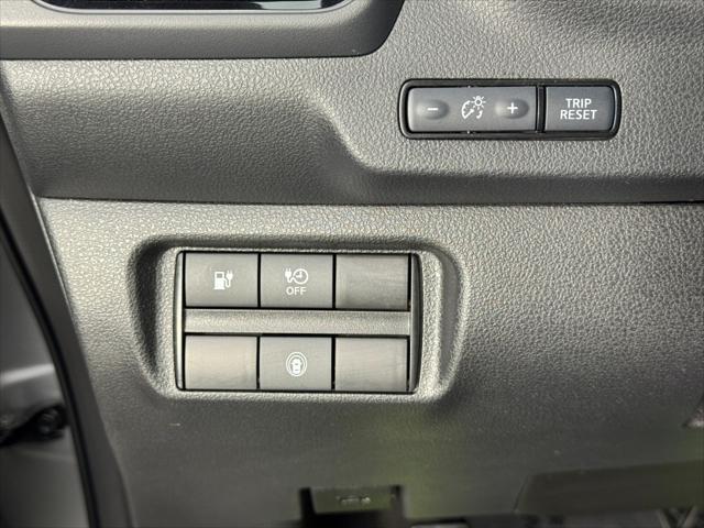 2025 Nissan LEAF S