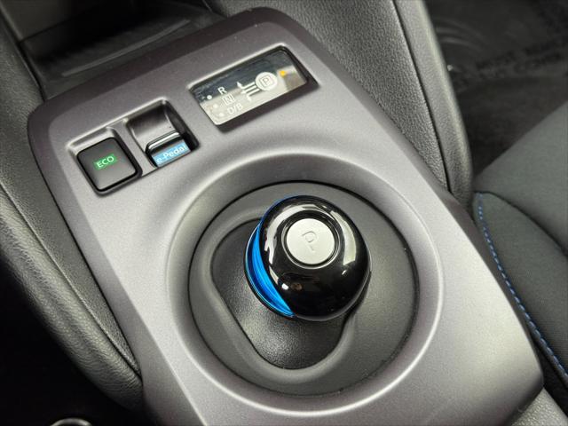 2025 Nissan LEAF S