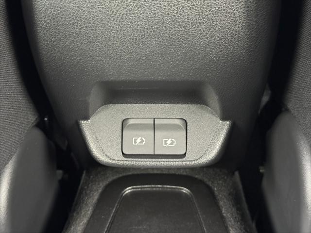 2025 Nissan LEAF S
