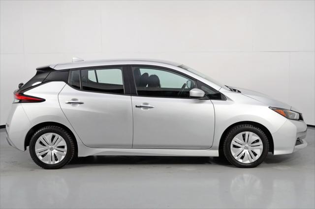 2025 Nissan LEAF S