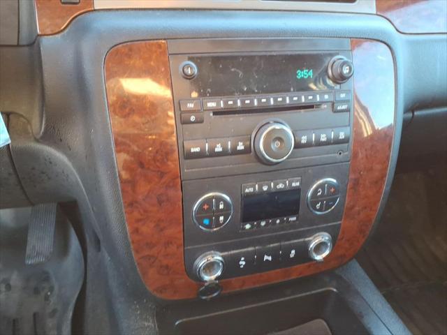 2012 Chevrolet Suburban LT