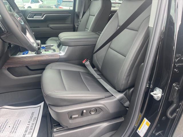 2026 GMC Sierra 1500 Crew Cab, Short Bed, SLT, 4WD