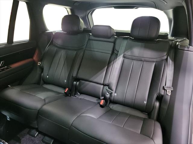 2026 Land Rover Range Rover P400 SE