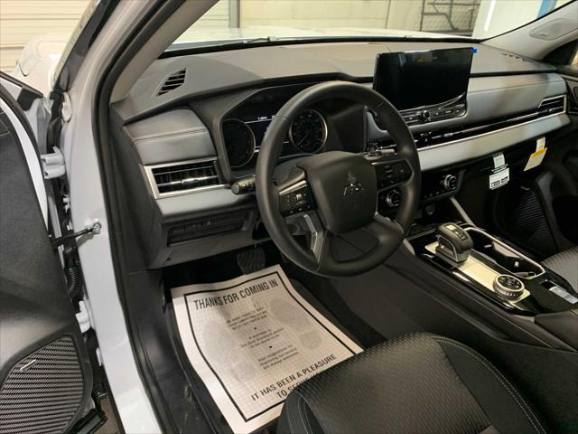 2026 Mitsubishi Outlander ES 1.5T S-AWC