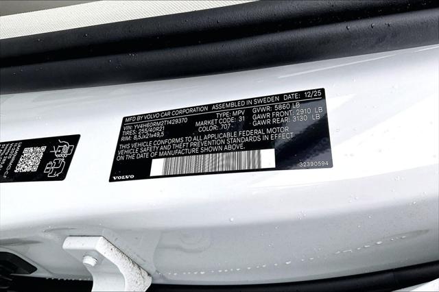 2026 Volvo XC60 Plug-In Hybrid Ultra, T8 AWD Electric/Gasoline, Dark