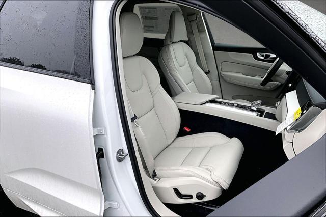 2026 Volvo XC60 Plug-In Hybrid Ultra, T8 AWD Electric/Gasoline, Dark