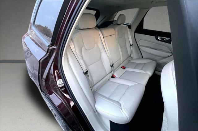 2026 Volvo XC60 B5 Ultra