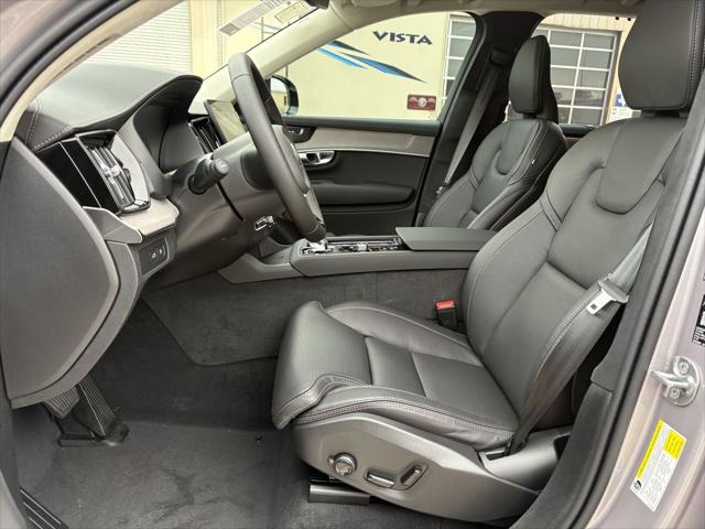 2026 Volvo XC90 Plug-In Hybrid Ultra Dark Theme, T8 AWD, Electric/Gasoline, 7 Seats
