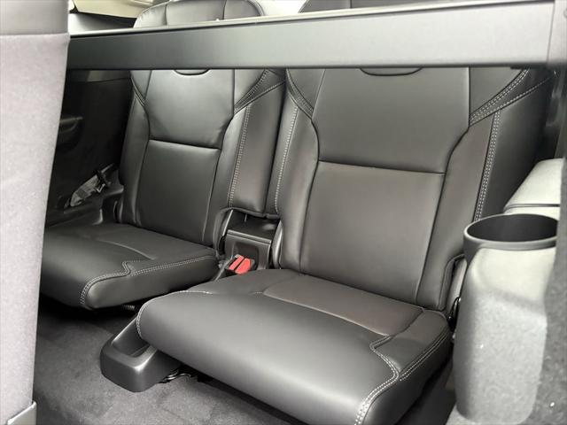 2026 Volvo XC90 Plug-In Hybrid Ultra Dark Theme, T8 AWD, Electric/Gasoline, 7 Seats