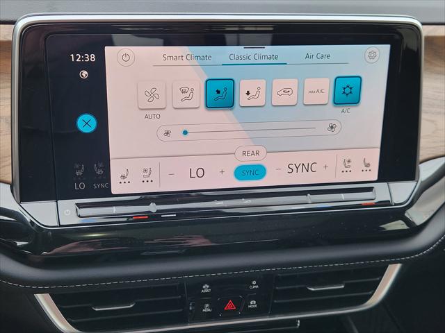 2026 Volkswagen Atlas SE with Technology