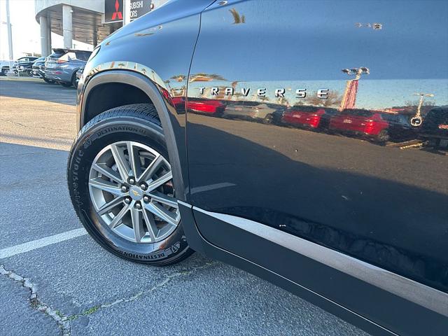 2023 Chevrolet Traverse FWD LT Cloth