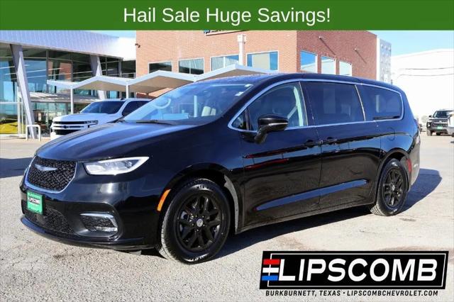 2024 Chrysler Pacifica Touring L for sale in Burkburnett, TX
