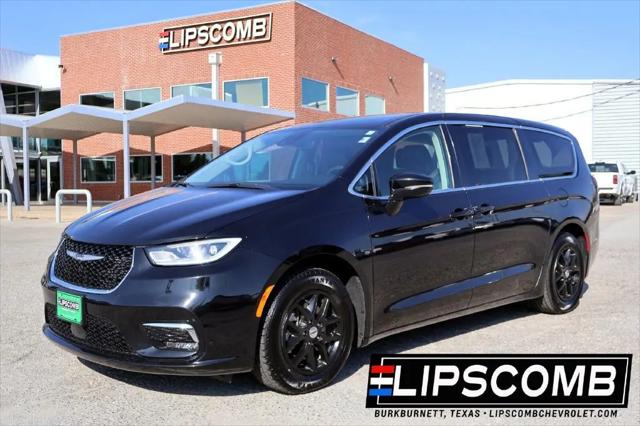 2024 Chrysler Pacifica Touring L for sale in Burkburnett, TX