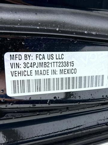 2026 Jeep Cherokee Laredo 4x4