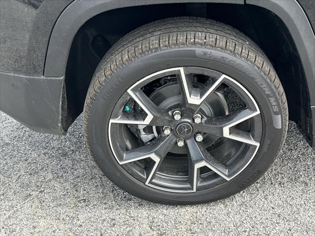 2026 Jeep Cherokee Overland 4x4