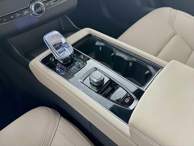 2026 Volvo XC90 Plus, B6 AWD Gas (mild hybrid), Gasoline, Bright, 7 Seats