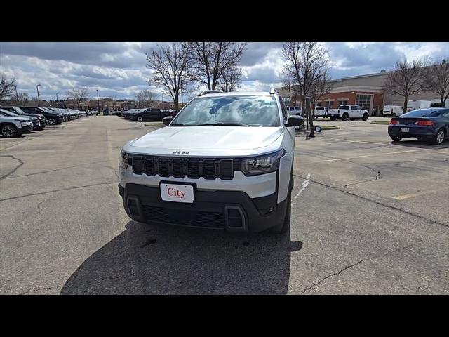 2026 Jeep Cherokee CHEROKEE LAREDO 4X4