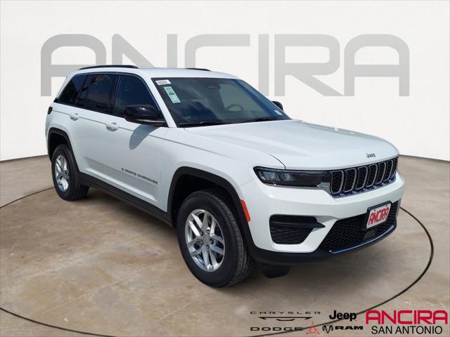 2026 Jeep Grand Cherokee GRAND CHEROKEE LAREDO 4X4