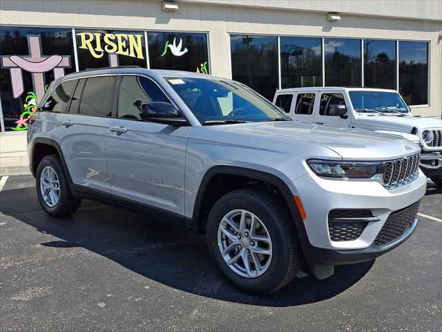 2026 Jeep Grand Cherokee GRAND CHEROKEE LAREDO X 4X4