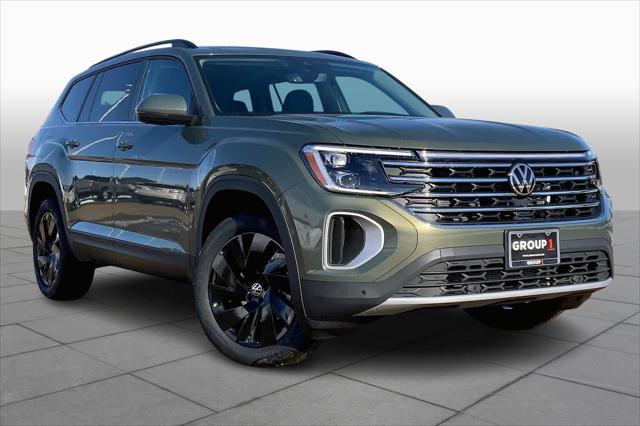2026 Volkswagen Atlas SE with Technology