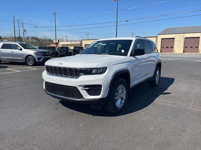2026 Jeep Grand Cherokee GRAND CHEROKEE LAREDO X 4X4