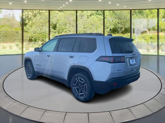 2026 Jeep Cherokee Laredo 4x4