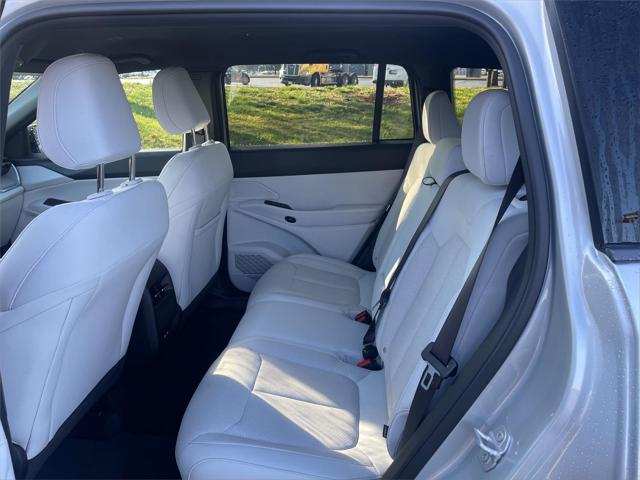 2026 Jeep Cherokee Laredo 4x4