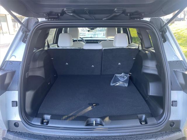 2026 Jeep Cherokee Laredo 4x4