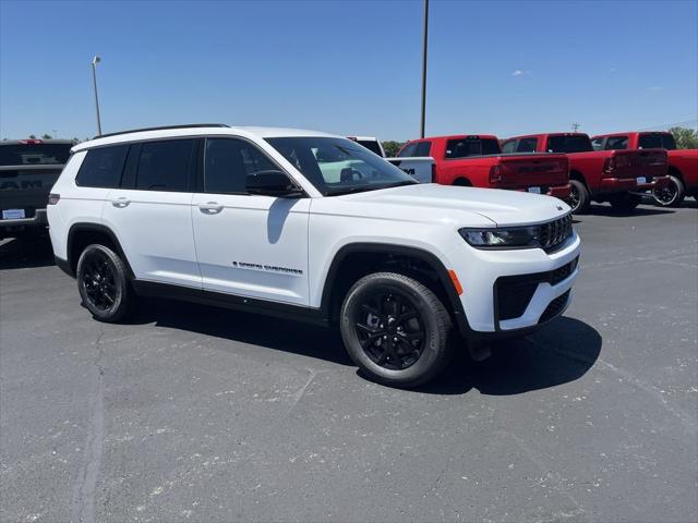2026 Jeep Grand Cherokee GRAND CHEROKEE L LAREDO ALTITUDE 4X4